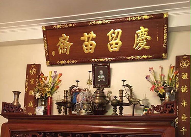 Cách chọn & sắp đặt câu đối phòng thờ 3