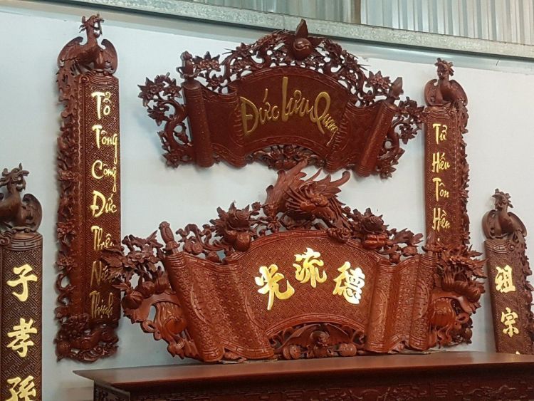 Cách chọn & sắp đặt câu đối cho phòng thờ 1