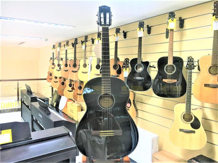 Mua đàn guitar nên chọn những thương hiệu nào